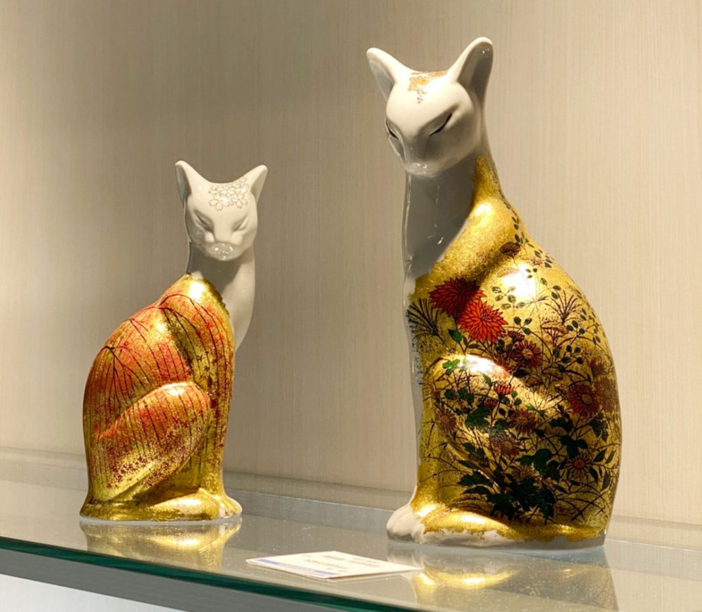 第3回現代加賀九谷焼作家展にて陶胎漆器の猫